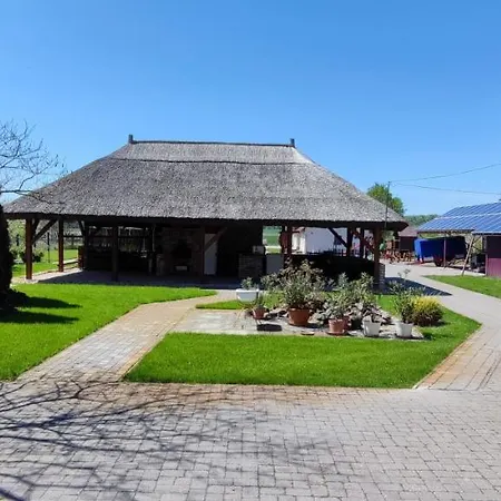 Village Garden Family Guest house *